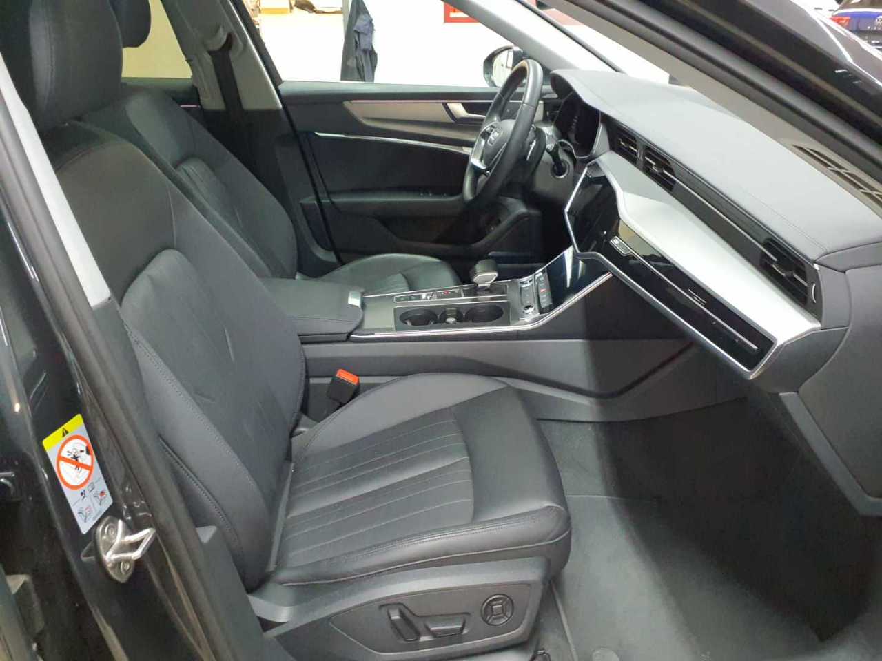 Audi A6 Avant 40 TDI S tronic design 7
