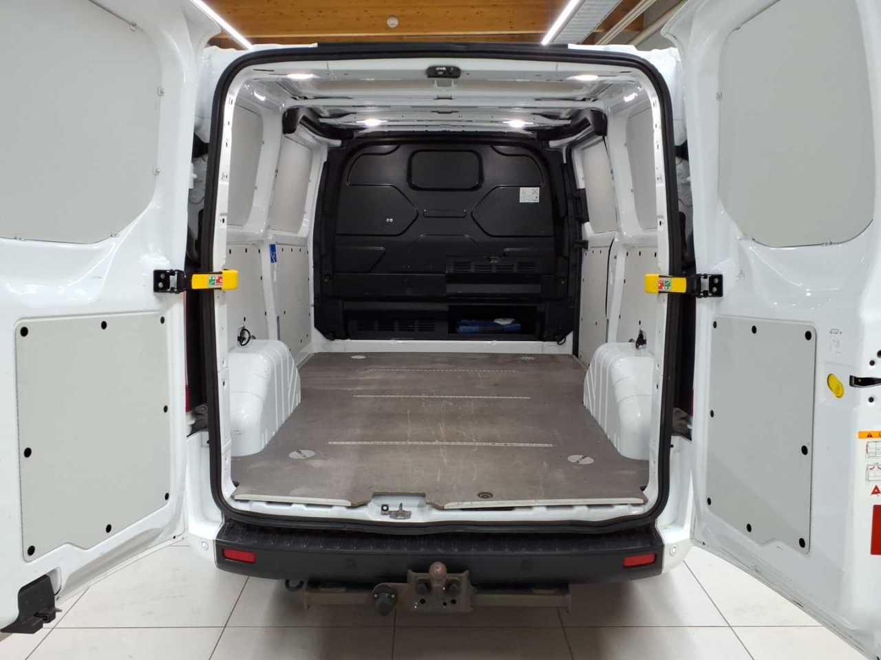Ford Transit Custom 320 L1H1 LKW VA Trend 15