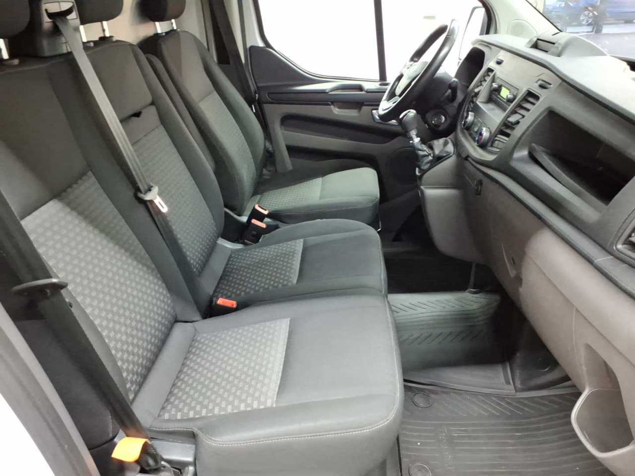 Ford Transit Custom 320 L1H1 LKW VA Trend 8