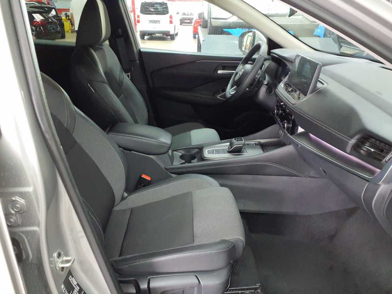 Nissan Qashqai 1.3 DIG-T MHEV Xtronic N-Connecta 7
