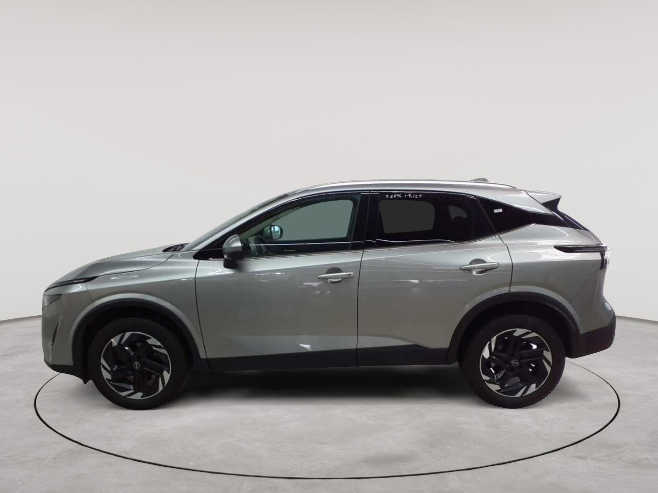 Nissan Qashqai 1.3 DIG-T MHEV Xtronic N-Connecta 6