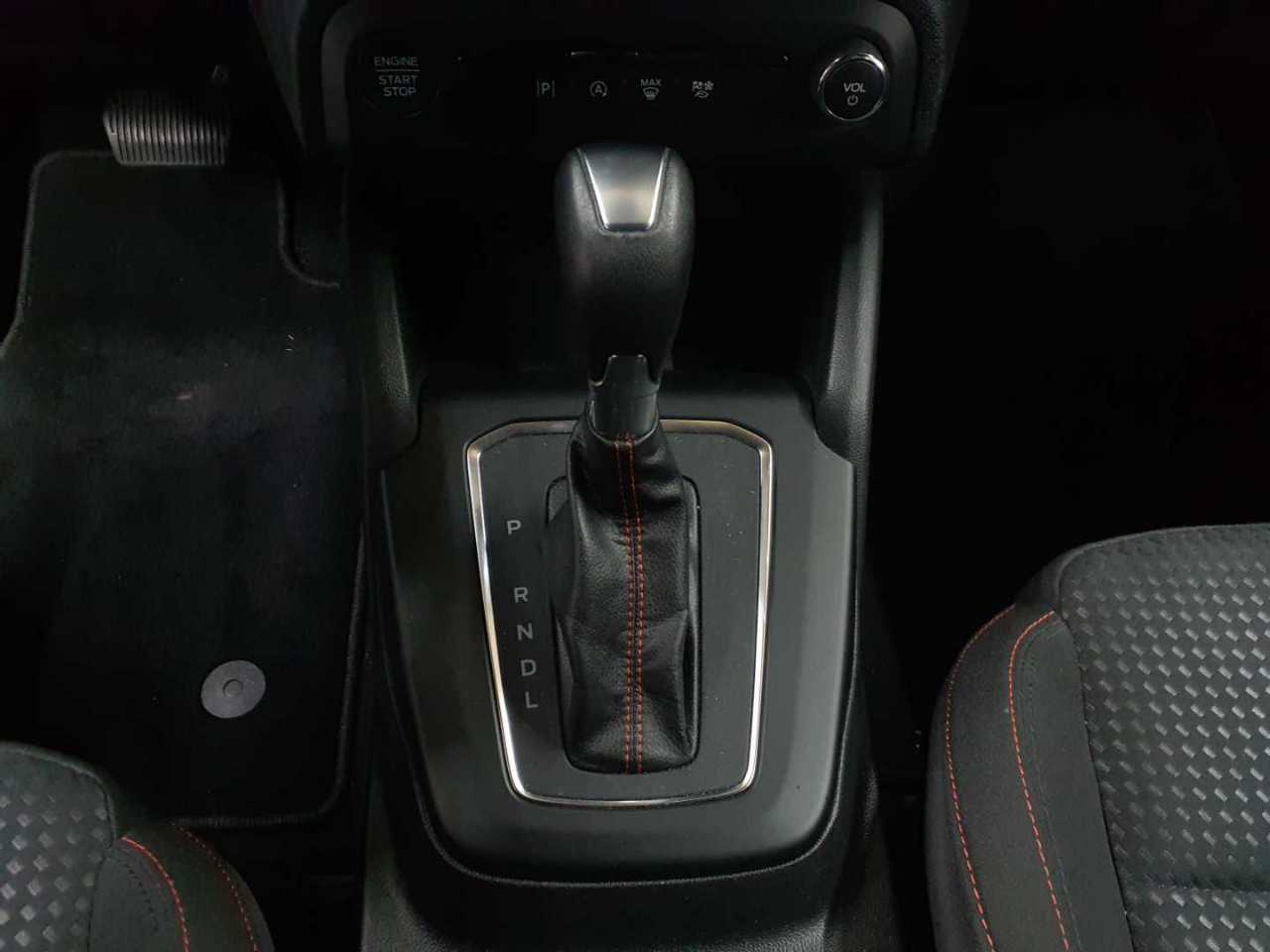 Ford Focus Turnier 1.0 EcoBoost Hybrid Aut. ST-LINE 10