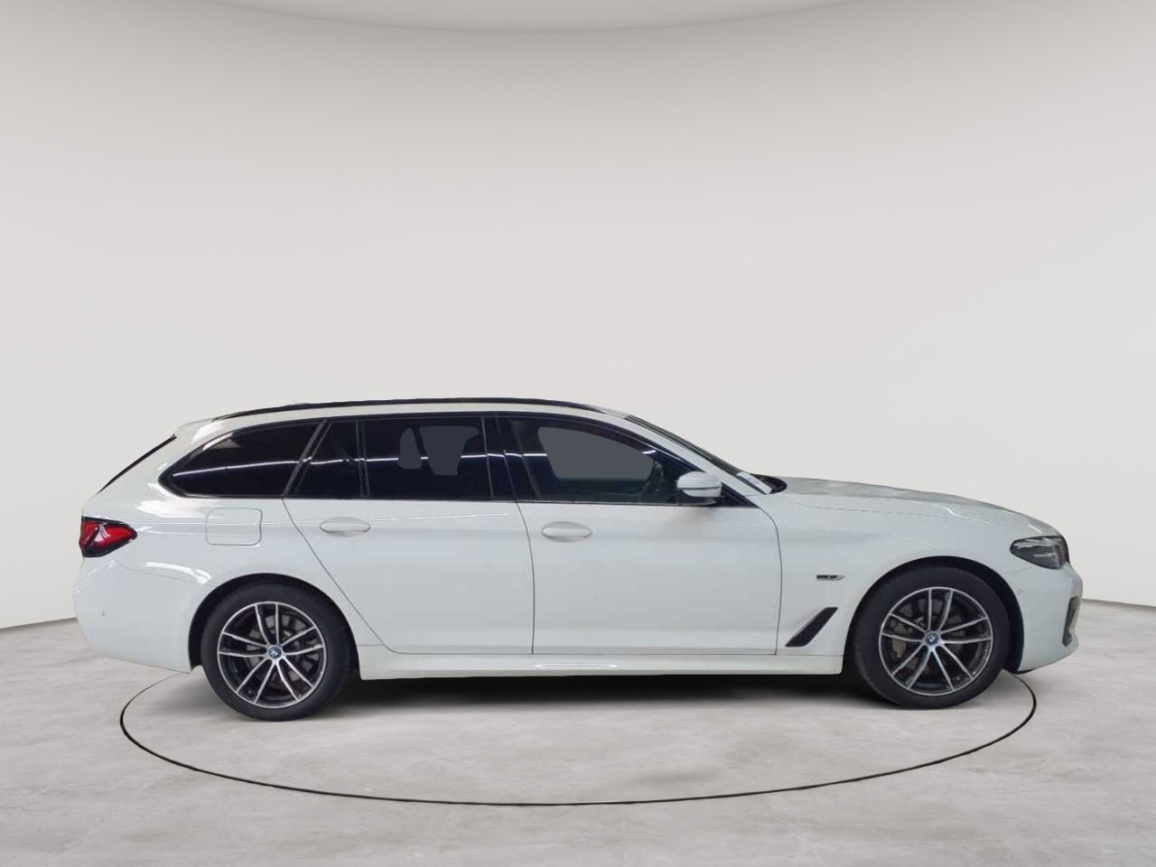 Bmw 530e Touring Aut. 3