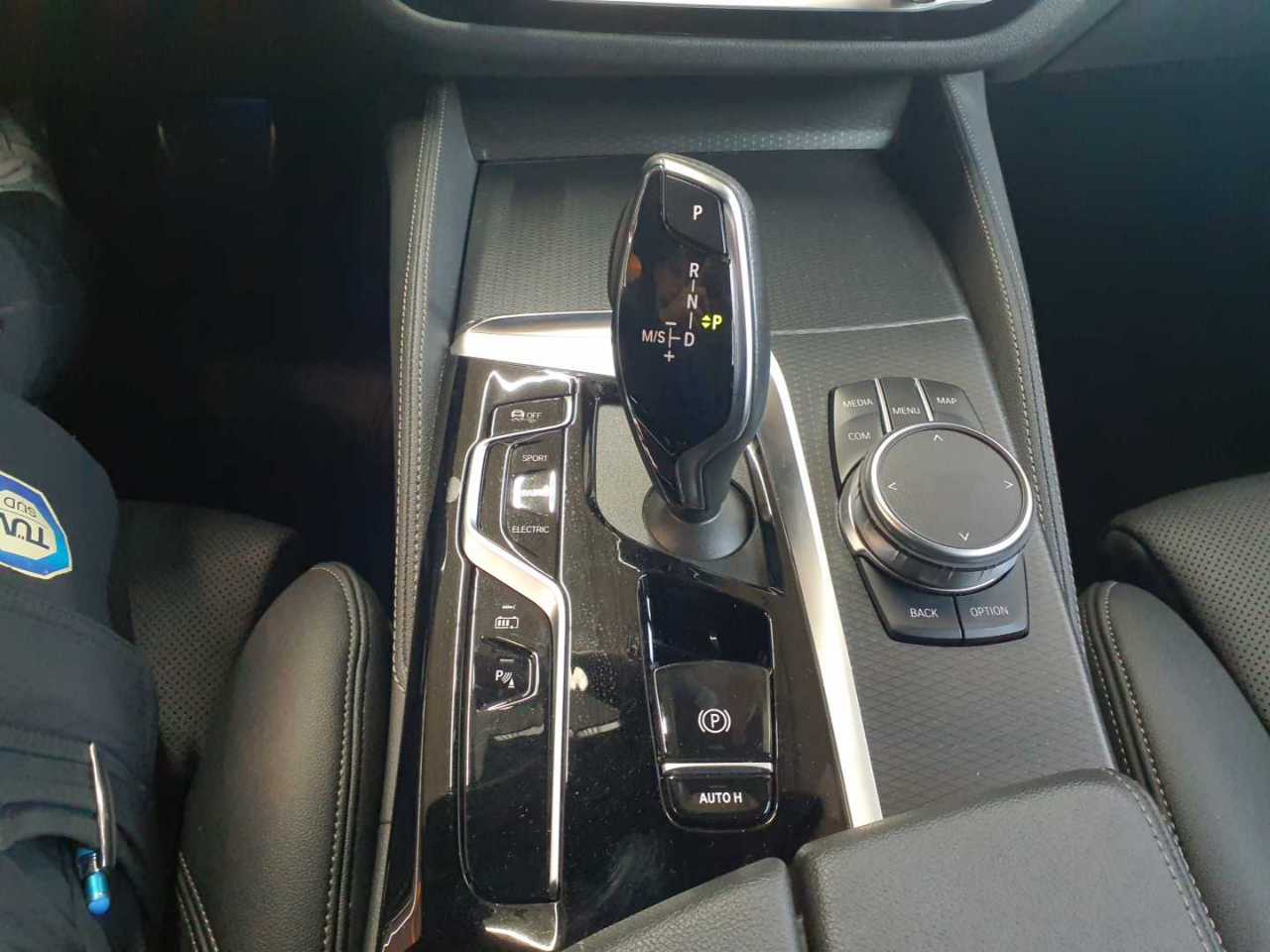 Bmw 530e Touring Aut. 10