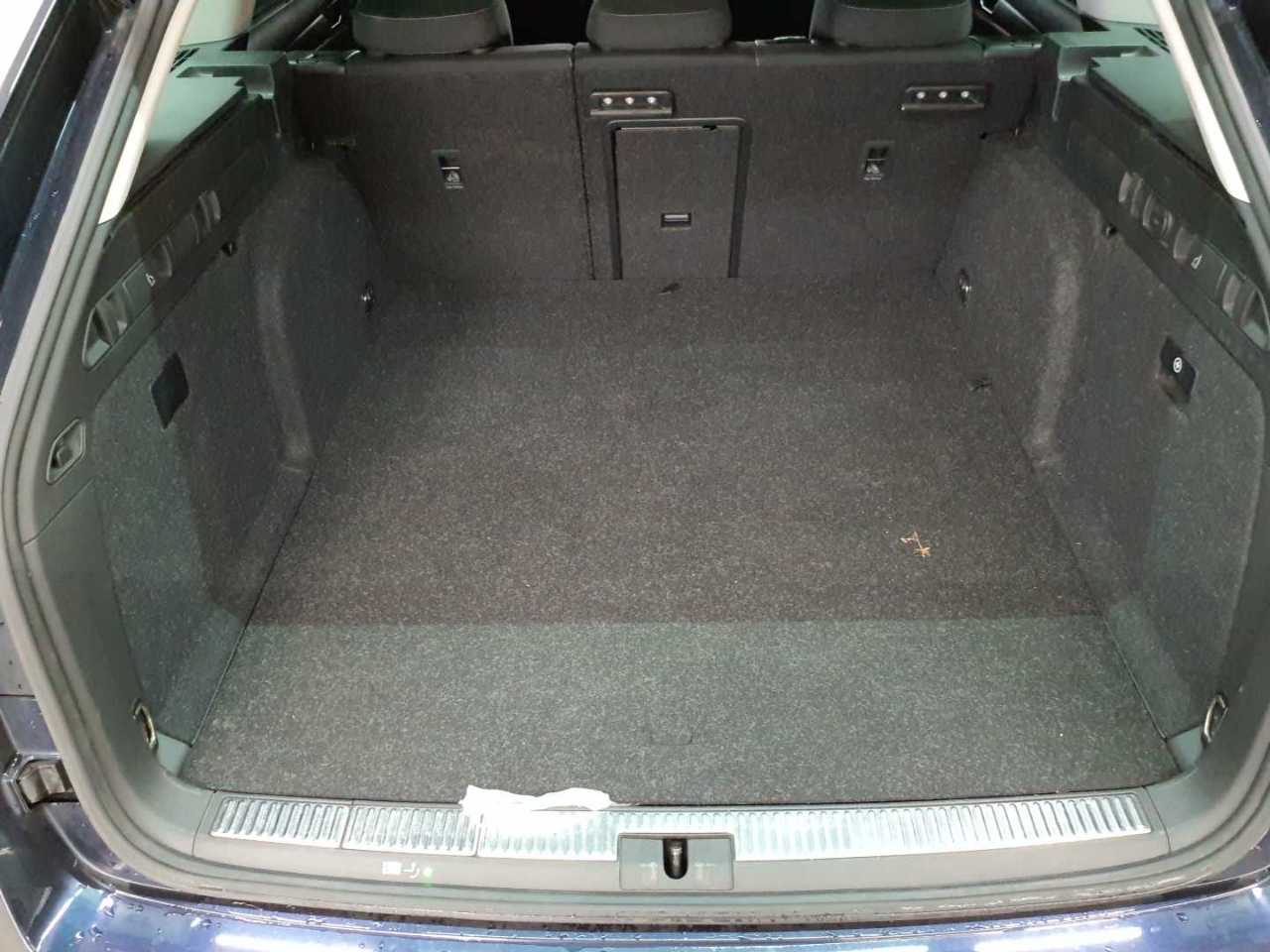 Skoda Superb Combi 1.4 TSI iV DSG Style 15