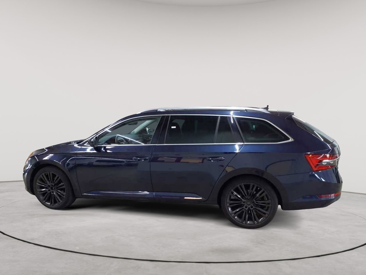 Skoda Superb Combi 1.4 TSI iV DSG Style 6