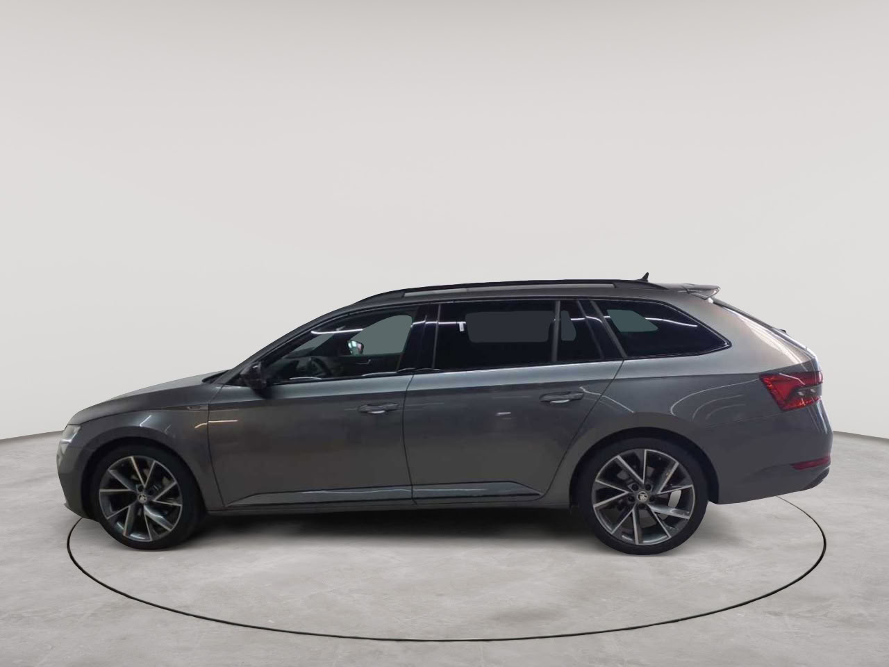 Skoda Superb Combi 2.0 TDI 4x4 DSG Sportline 6