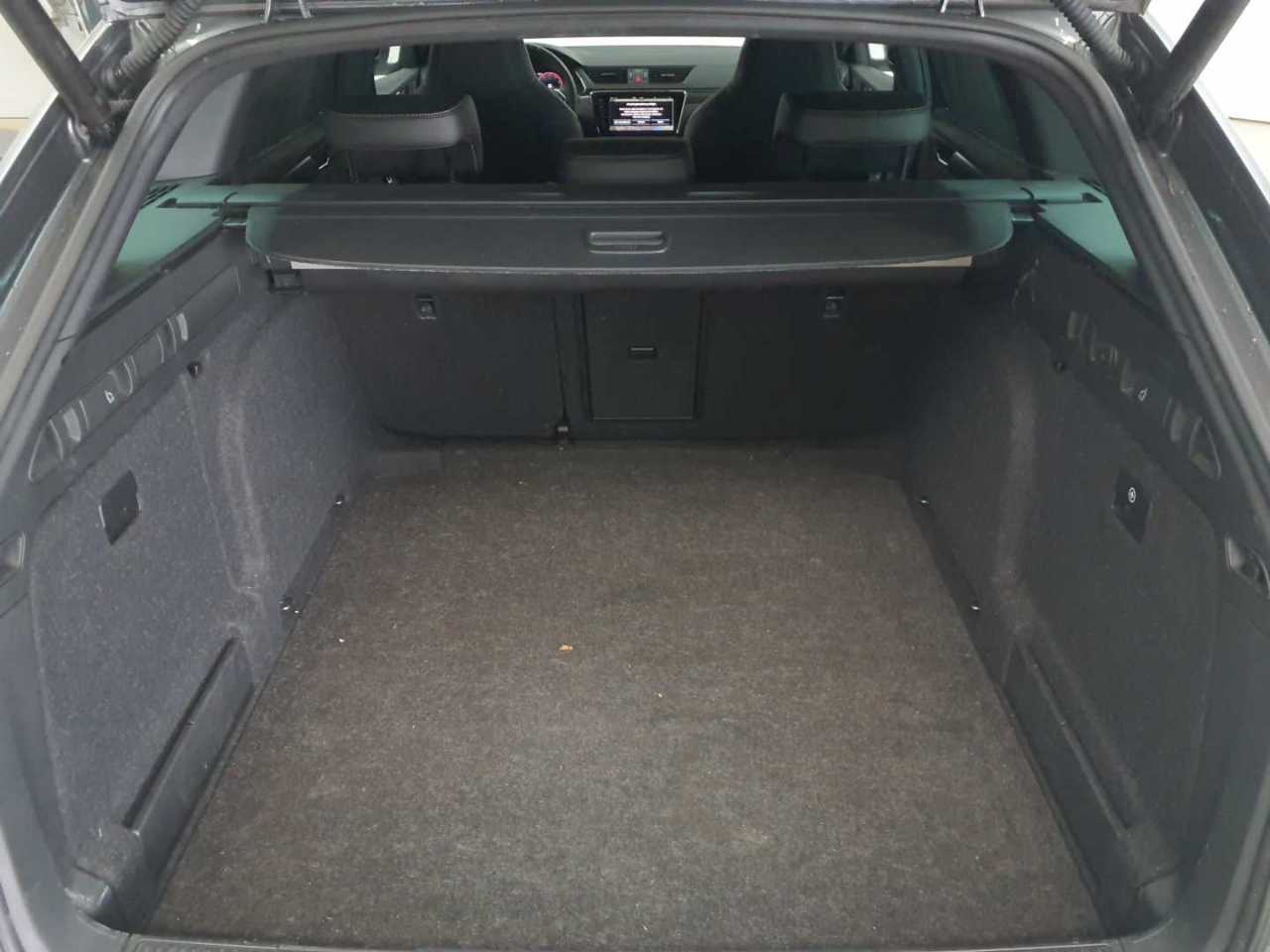 Skoda Superb Combi 2.0 TDI 4x4 DSG Sportline 15