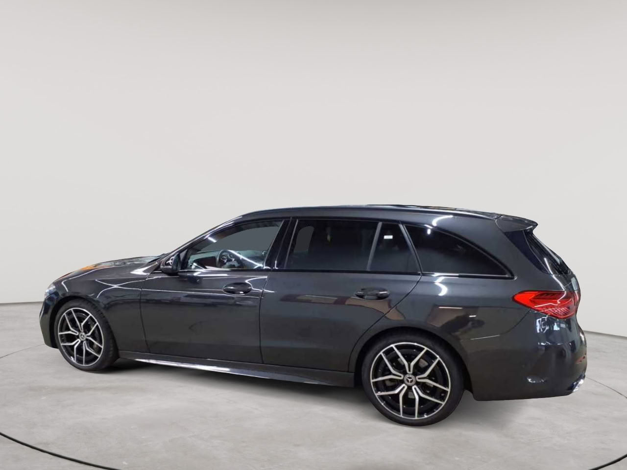 Mercedes-Benz C 300 d T 9G-TRONIC AMG Line 6