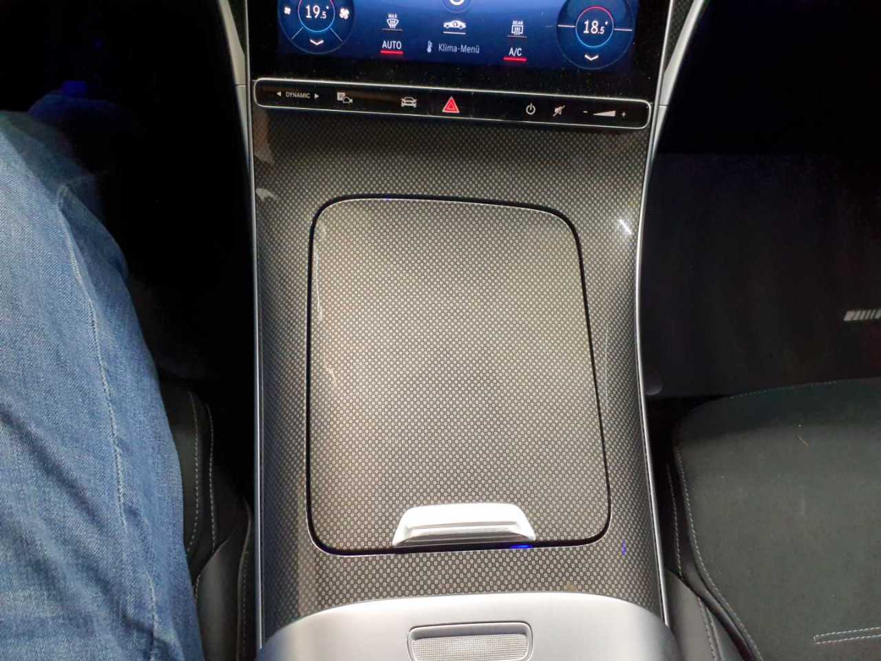 Mercedes-Benz C 300 d T 9G-TRONIC AMG Line 10