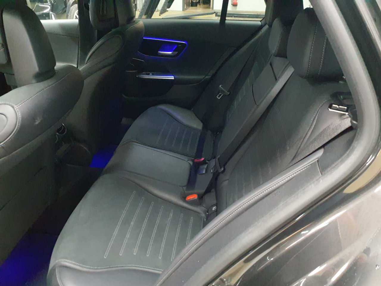 Mercedes-Benz C 300 d T 9G-TRONIC AMG Line 13