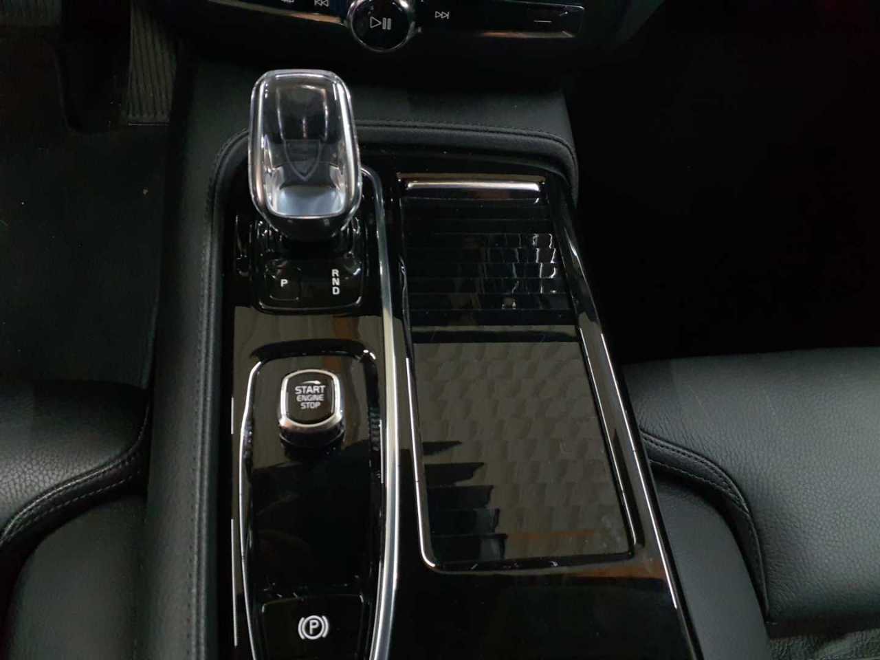 Volvo V60 T6 AWD Recharge Geartronic Inscription 10
