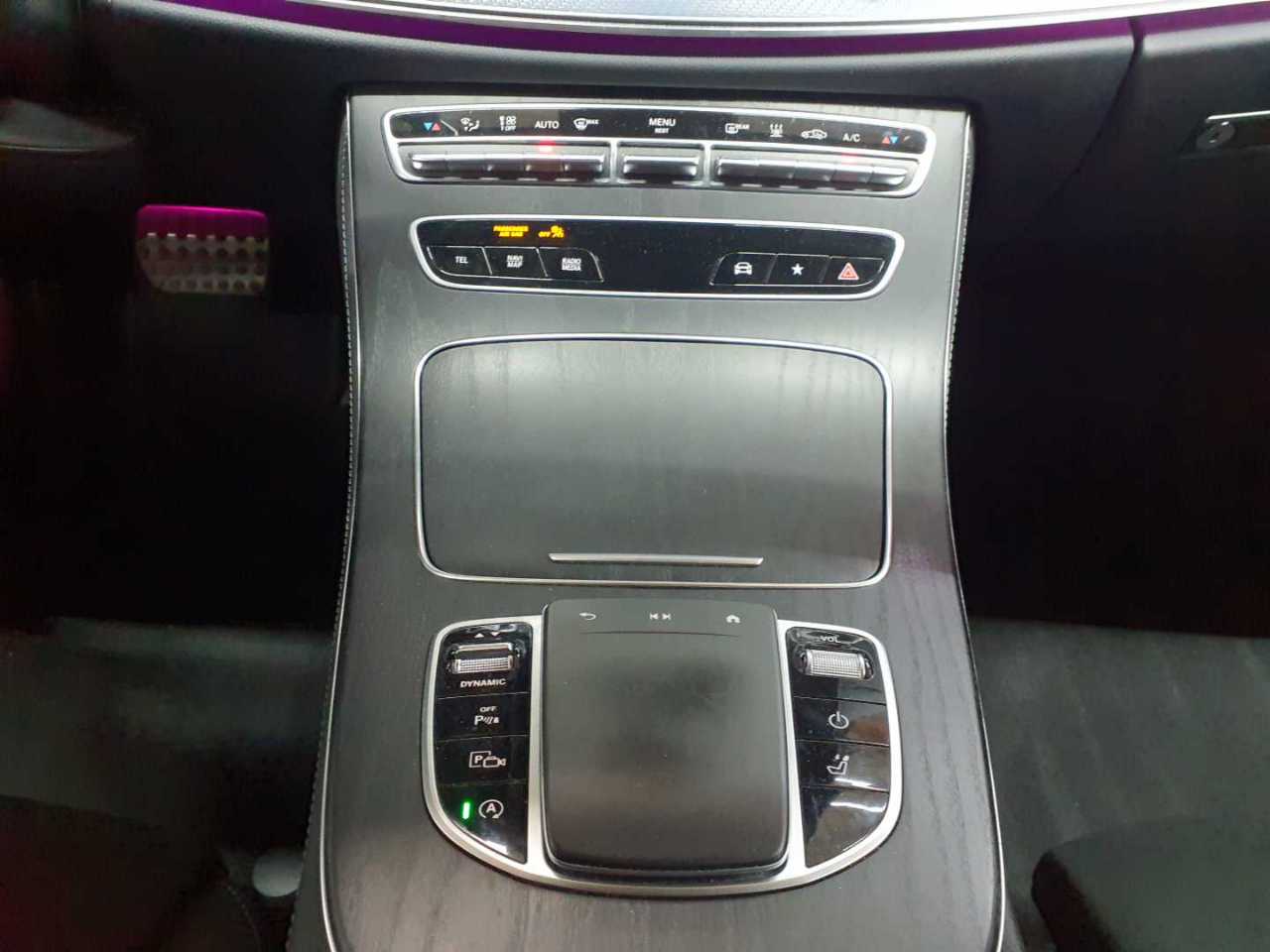 Mercedes-Benz E 400 d 4Matic T 9G-TRONIC AMG Line 10