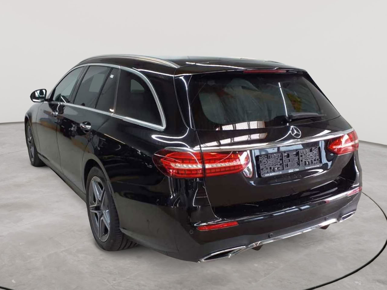 Mercedes-Benz E 400 d 4Matic T 9G-TRONIC AMG Line 5