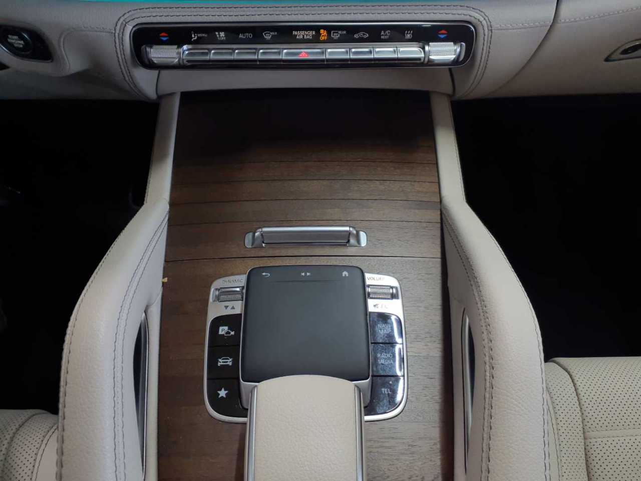 Mercedes-Benz GLE 400 d 4Matic 9G-TRONIC Exclusive 10