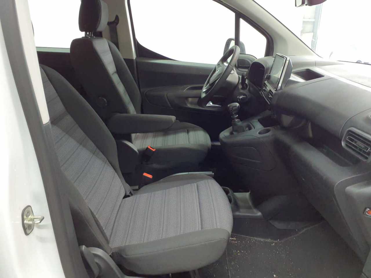 Opel Combo Life 1.2 Turbo Start/Stop Edition 7