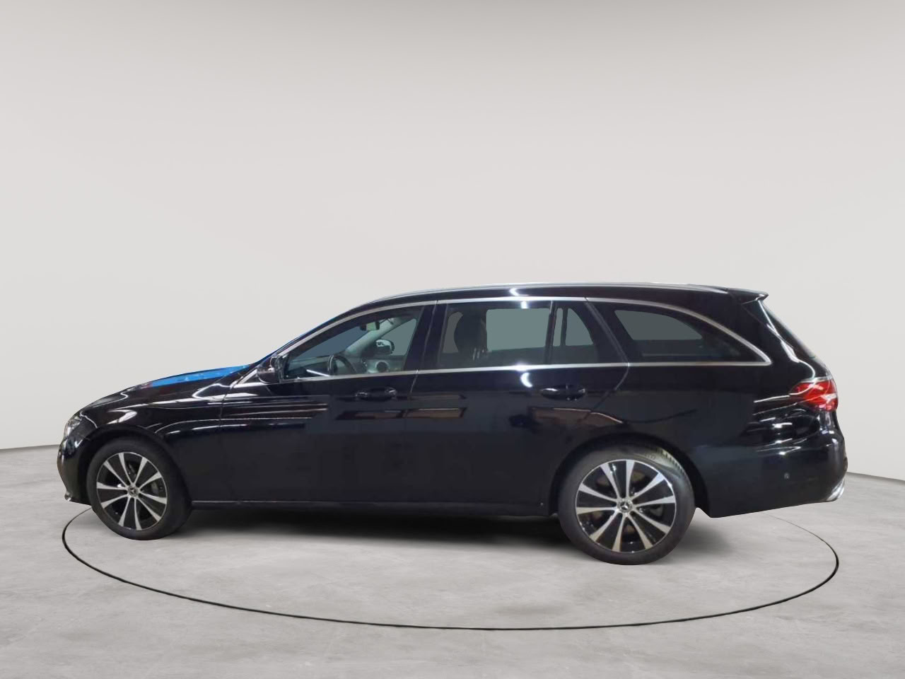 Mercedes-Benz E 300 de T 9G-TRONIC Avantgarde 6
