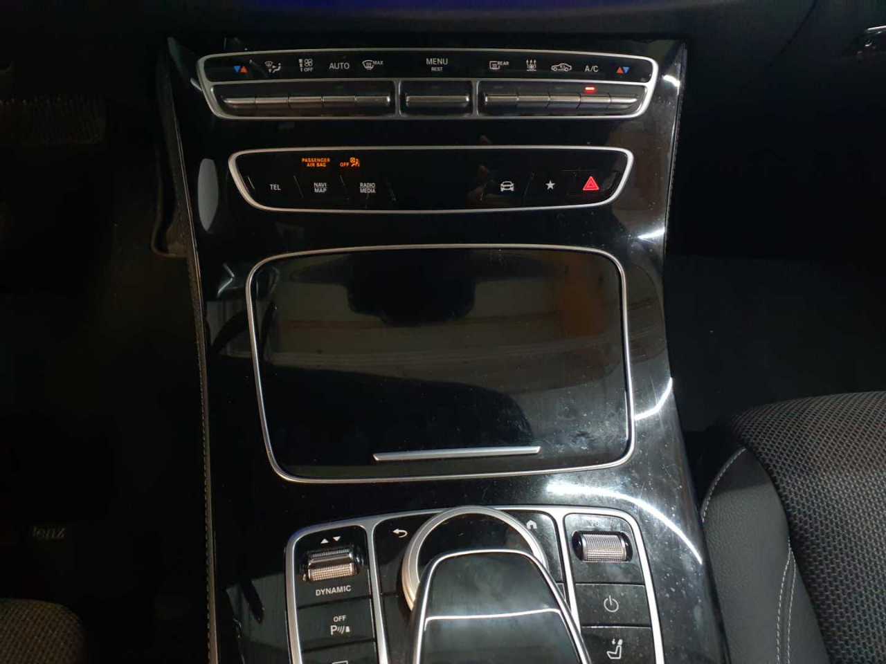 Mercedes-Benz E 300 de T 9G-TRONIC Avantgarde 10
