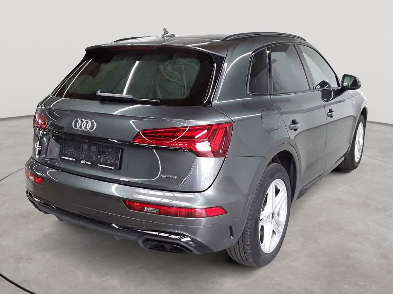 Audi Q5 40 TDI quattro S tronic S line 4