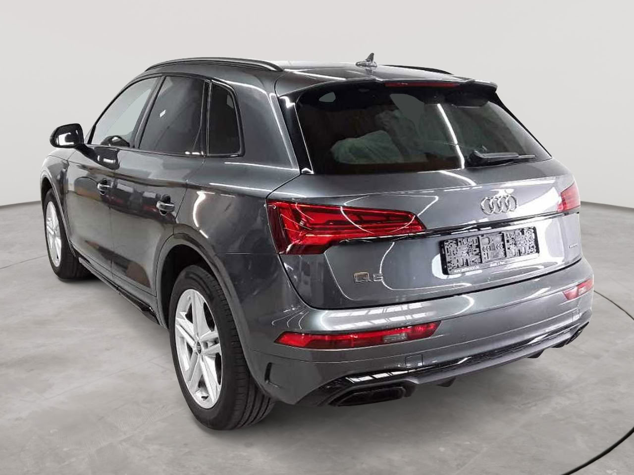 Audi Q5 40 TDI quattro S tronic S line 5