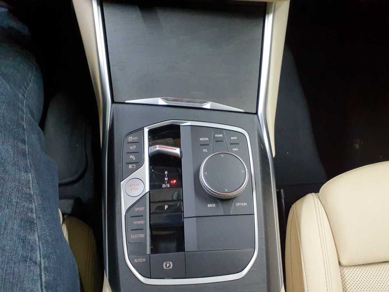 Bmw 320e Touring Aut. 10