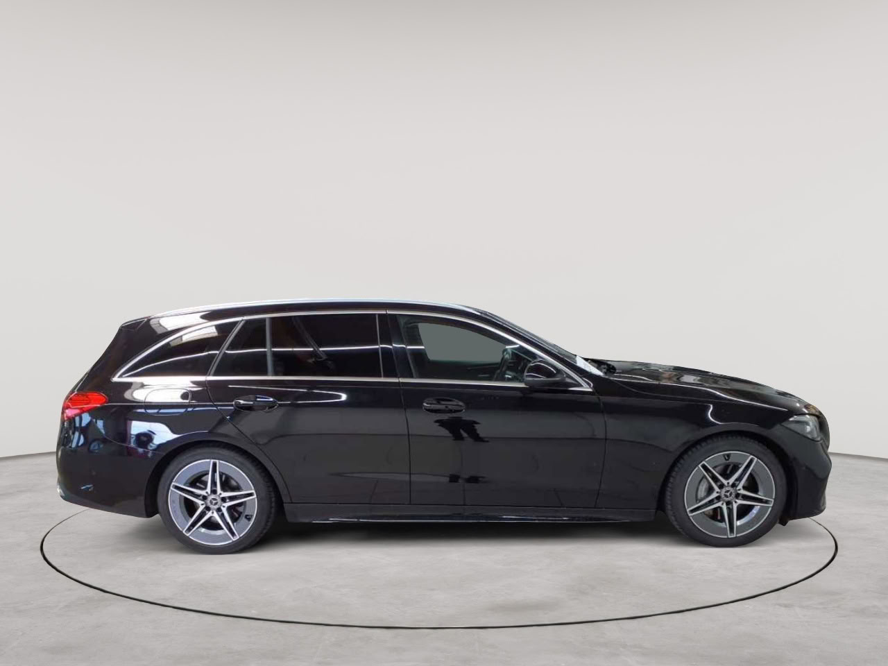Mercedes-Benz C 180 T 9G-TRONIC AMG Line 3