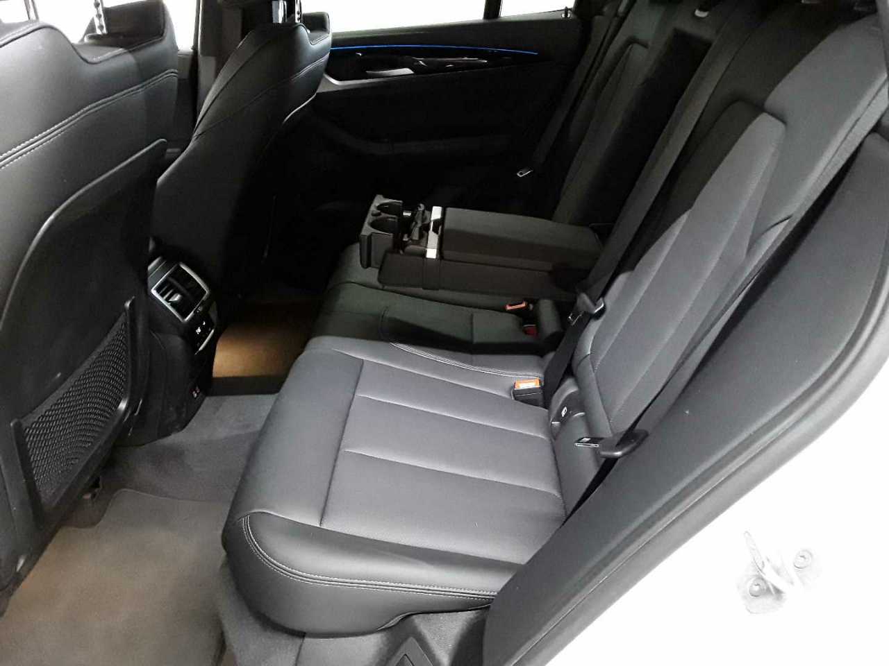 Bmw iX3 Inspiring 13