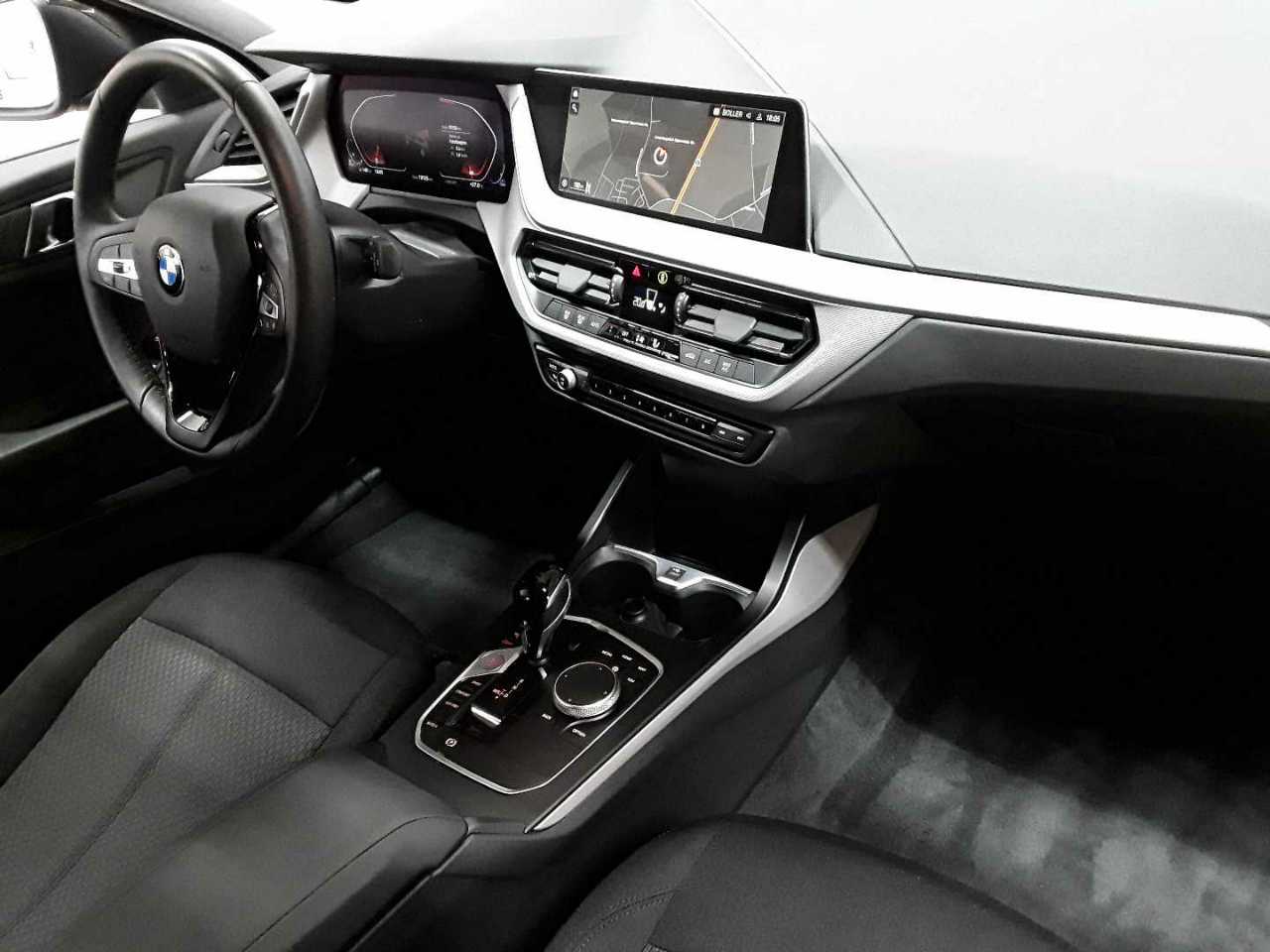 Bmw 116d Aut. 9