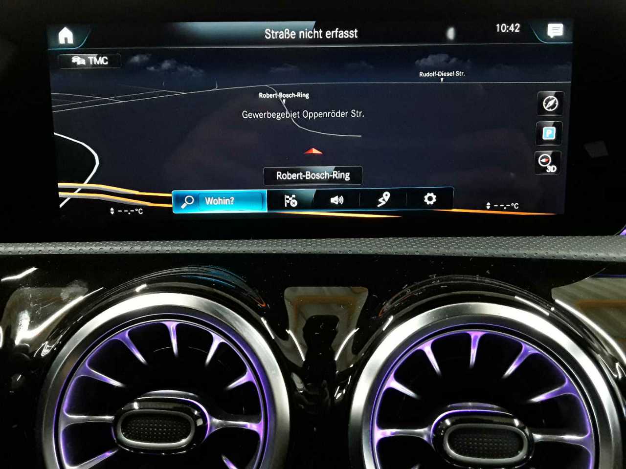 Mercedes-Benz CLA 250 7G-DCT AMG Line 12