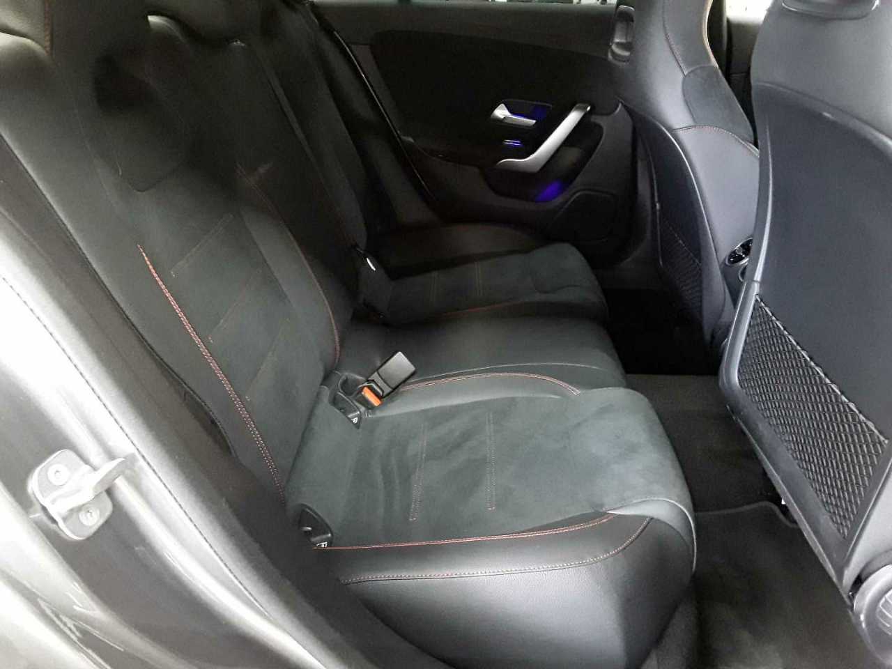 Mercedes-Benz CLA 250 7G-DCT AMG Line 14