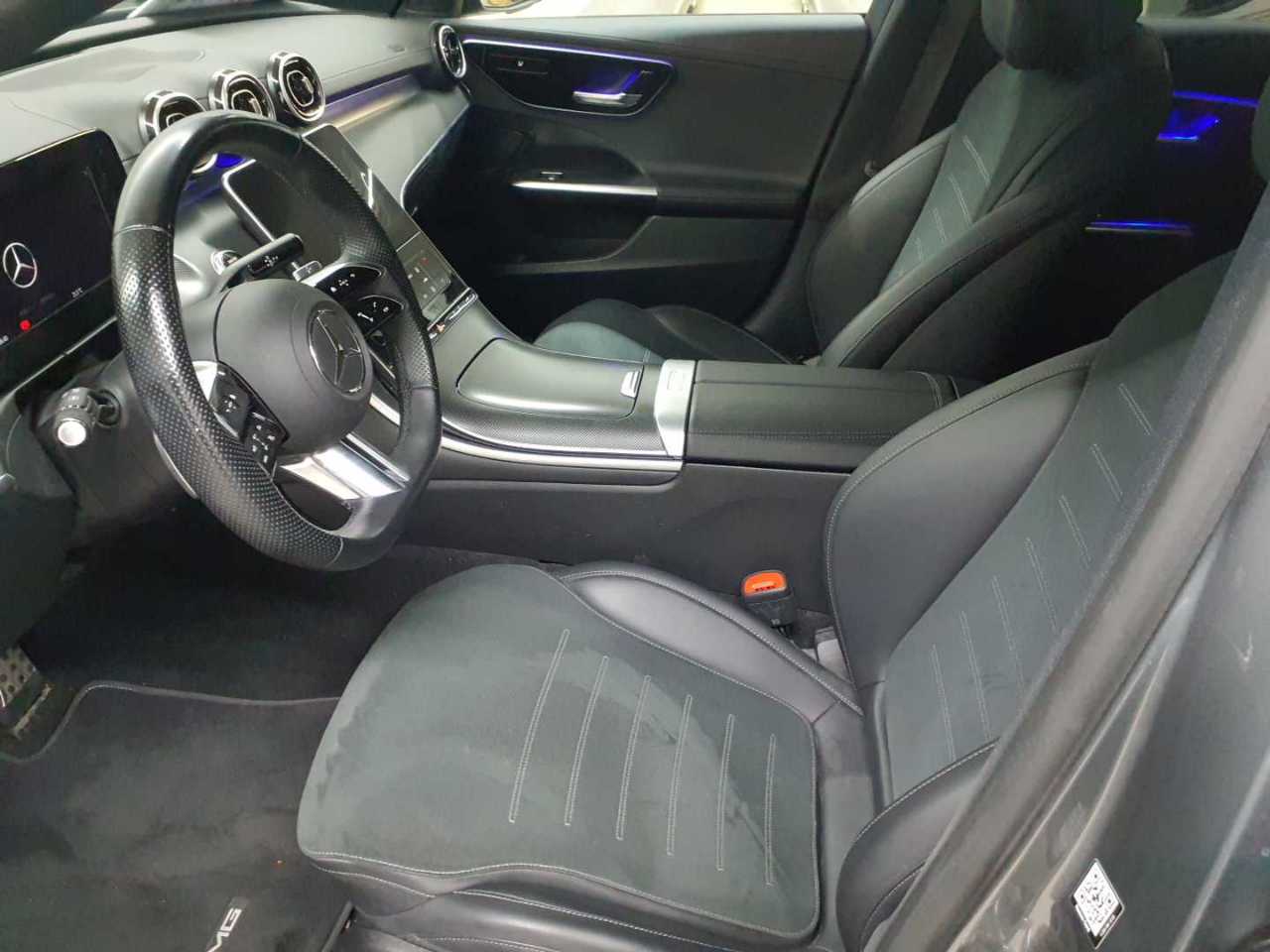 Mercedes-Benz C 300 e 9G-TRONIC AMG Line 7