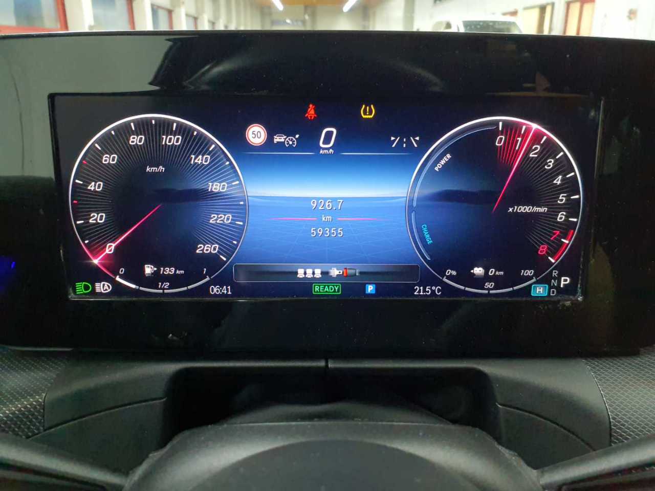 Mercedes-Benz C 300 e 9G-TRONIC AMG Line 11
