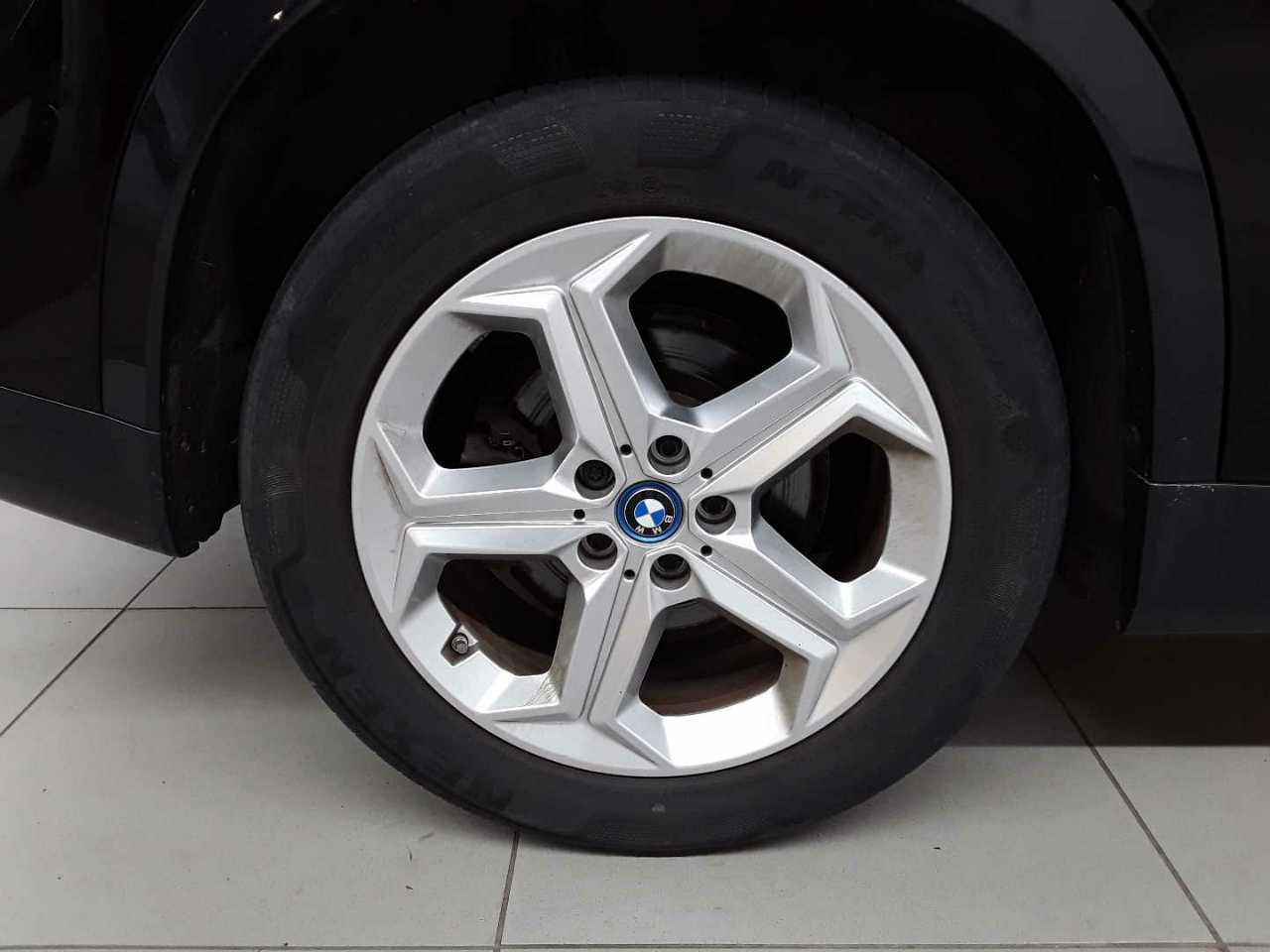 Bmw iX1 xDrive30 xLine 19