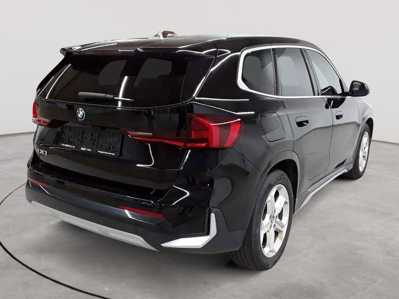 Bmw iX1 xDrive30 xLine 4