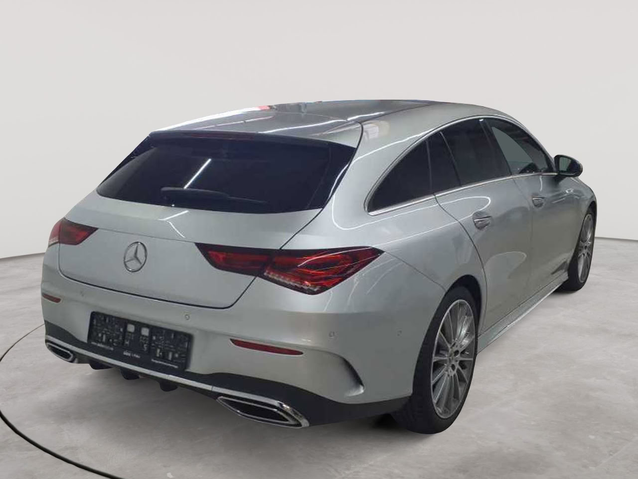 Mercedes-Benz CLA 220 d Shooting Brake 8G-DCT AMG Line 4