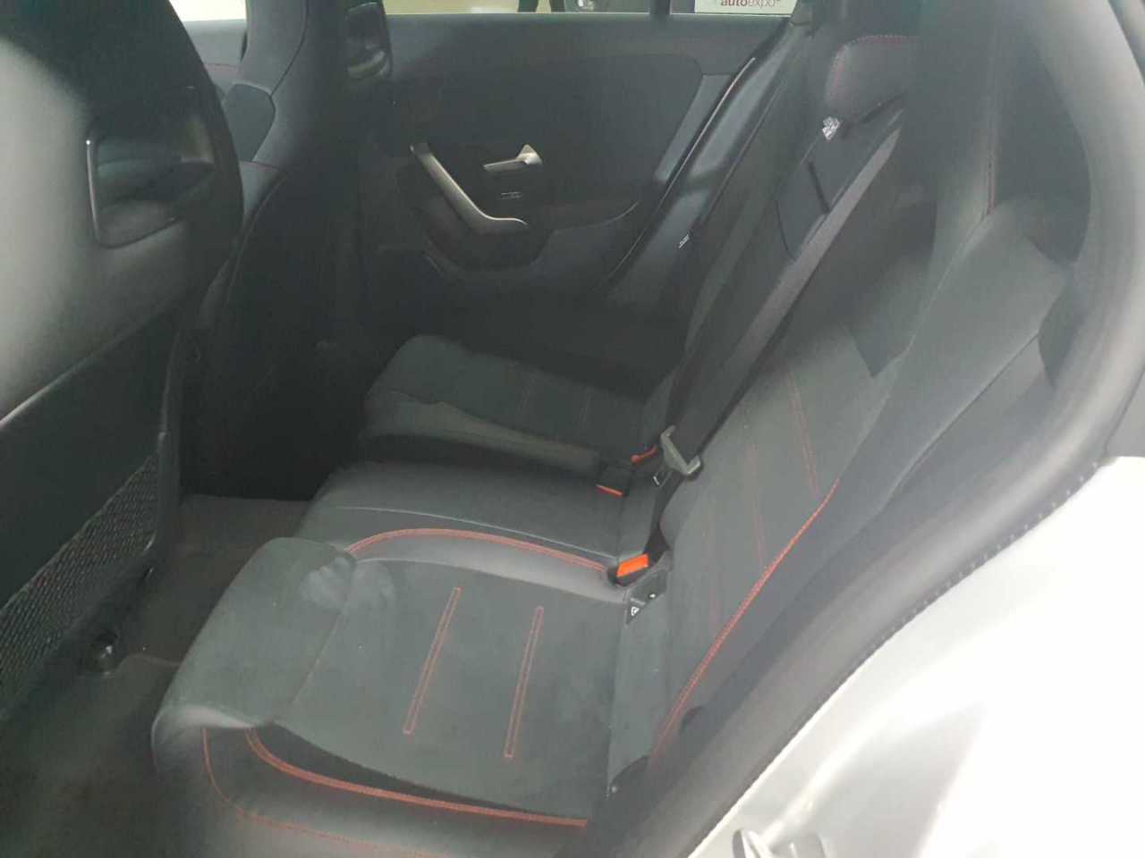 Mercedes-Benz CLA 220 d Shooting Brake 8G-DCT AMG Line 13