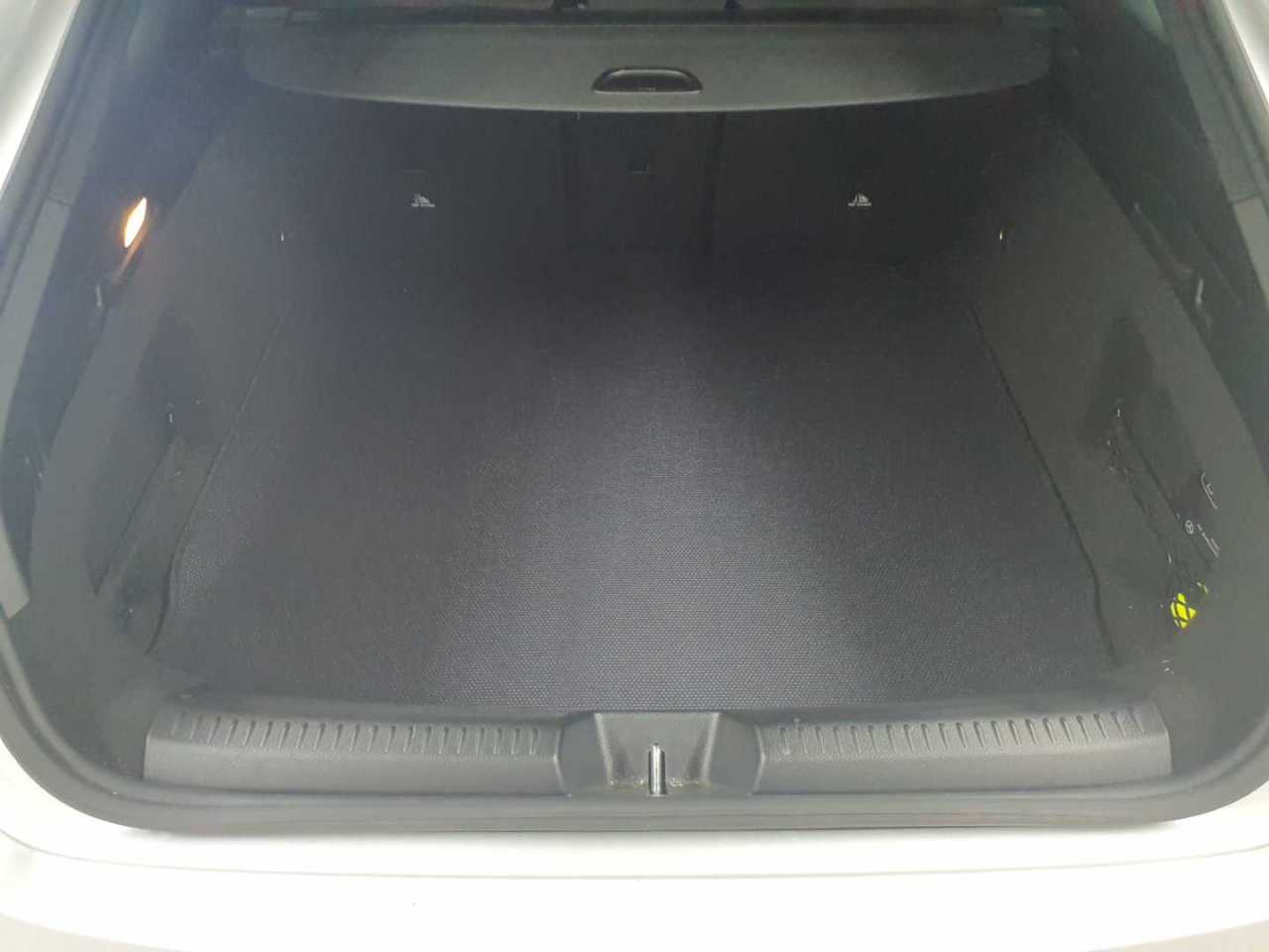 Mercedes-Benz CLA 220 d Shooting Brake 8G-DCT AMG Line 15