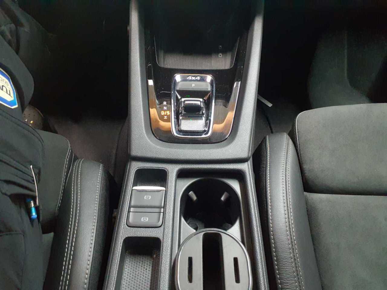 Skoda Octavia Combi 2.0 TSI DSG 4x4 Scout 10
