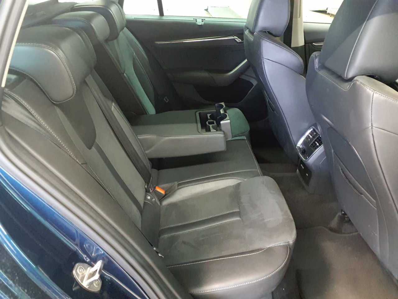 Skoda Octavia Combi 2.0 TSI DSG 4x4 Scout 13