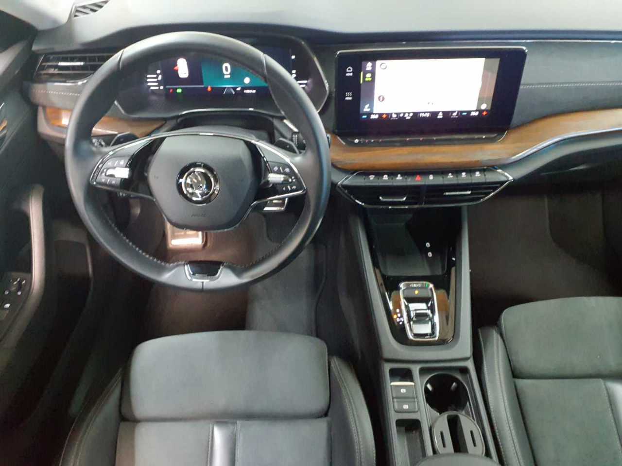 Skoda Octavia Combi 2.0 TSI DSG 4x4 Scout 9