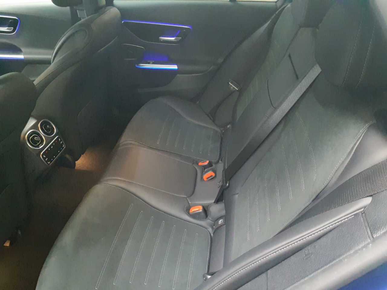 Mercedes-Benz C 300 d T 9G-TRONIC AMG Line 13