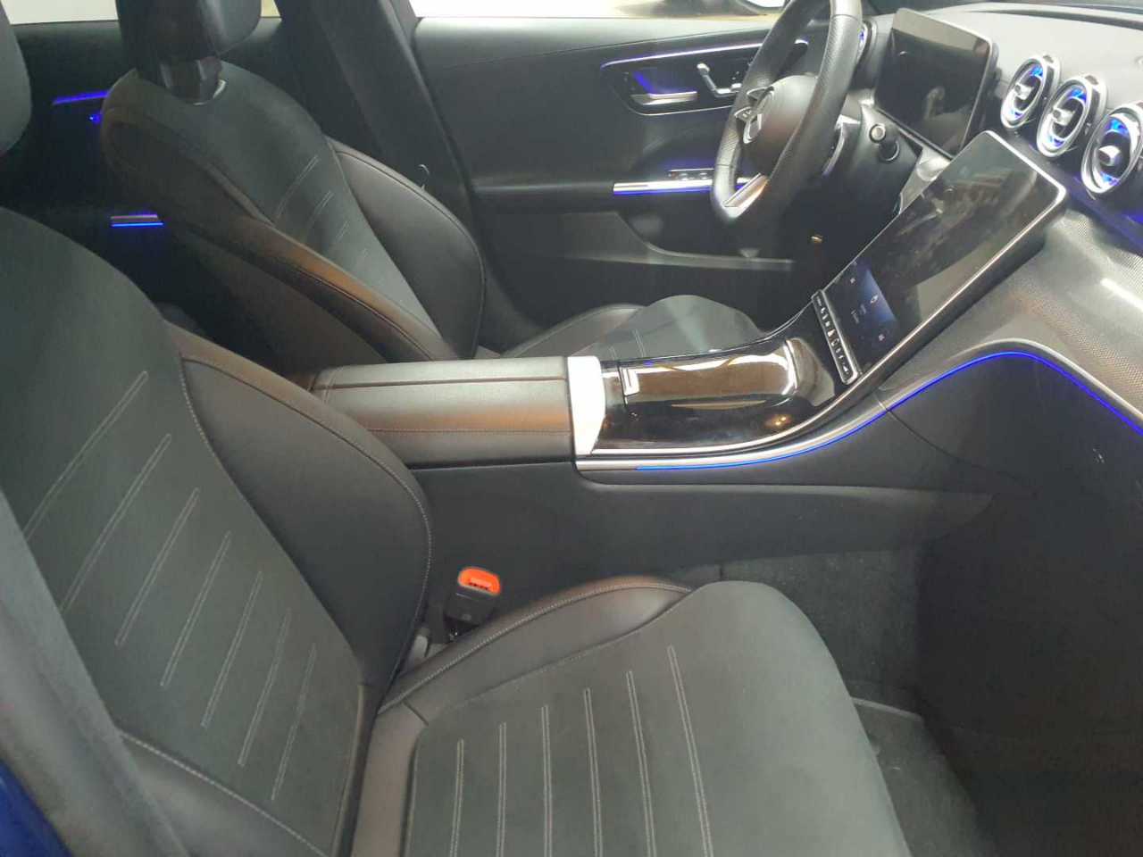 Mercedes-Benz C 300 d T 9G-TRONIC AMG Line 8