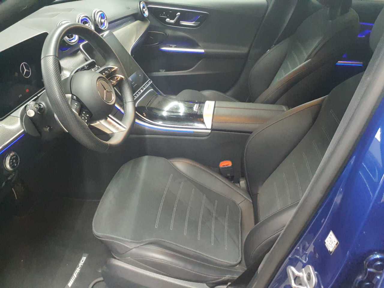 Mercedes-Benz C 300 d T 9G-TRONIC AMG Line 7