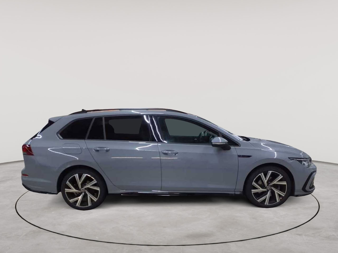 Vw Golf Variant 2.0 TDI SCR DSG R-Line 3
