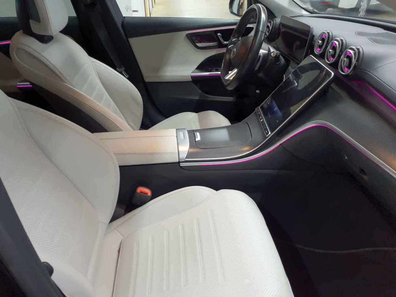 Mercedes-Benz C 220 d 9G-TRONIC AMG Line 12