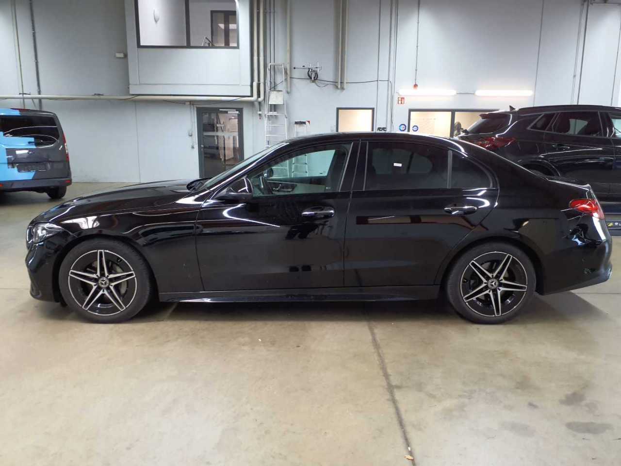 Mercedes-Benz C 220 d 9G-TRONIC AMG Line 6