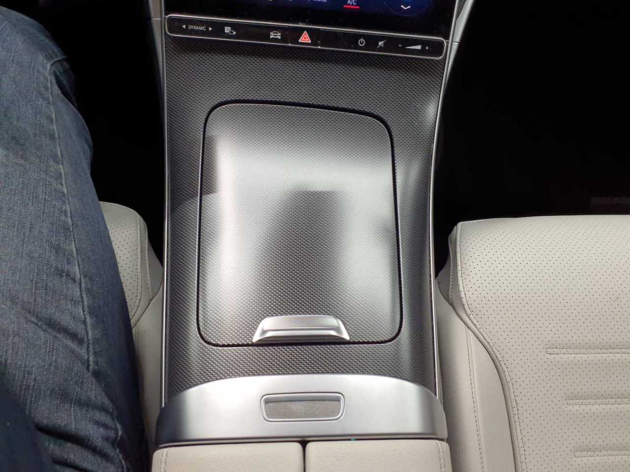 Mercedes-Benz C 220 d 9G-TRONIC AMG Line 14