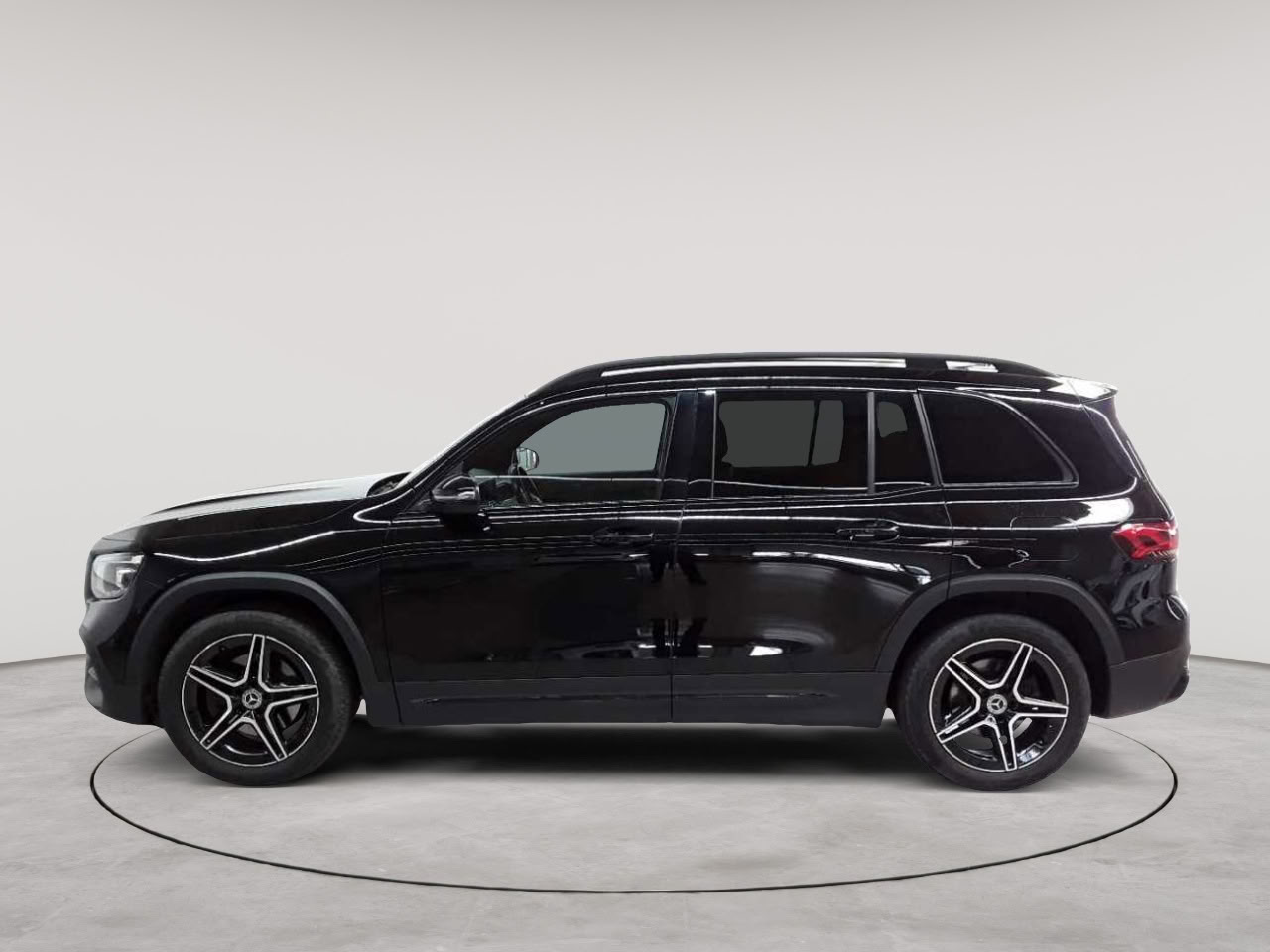 Mercedes-Benz GLB 220 d 8G-DCT AMG Line 6