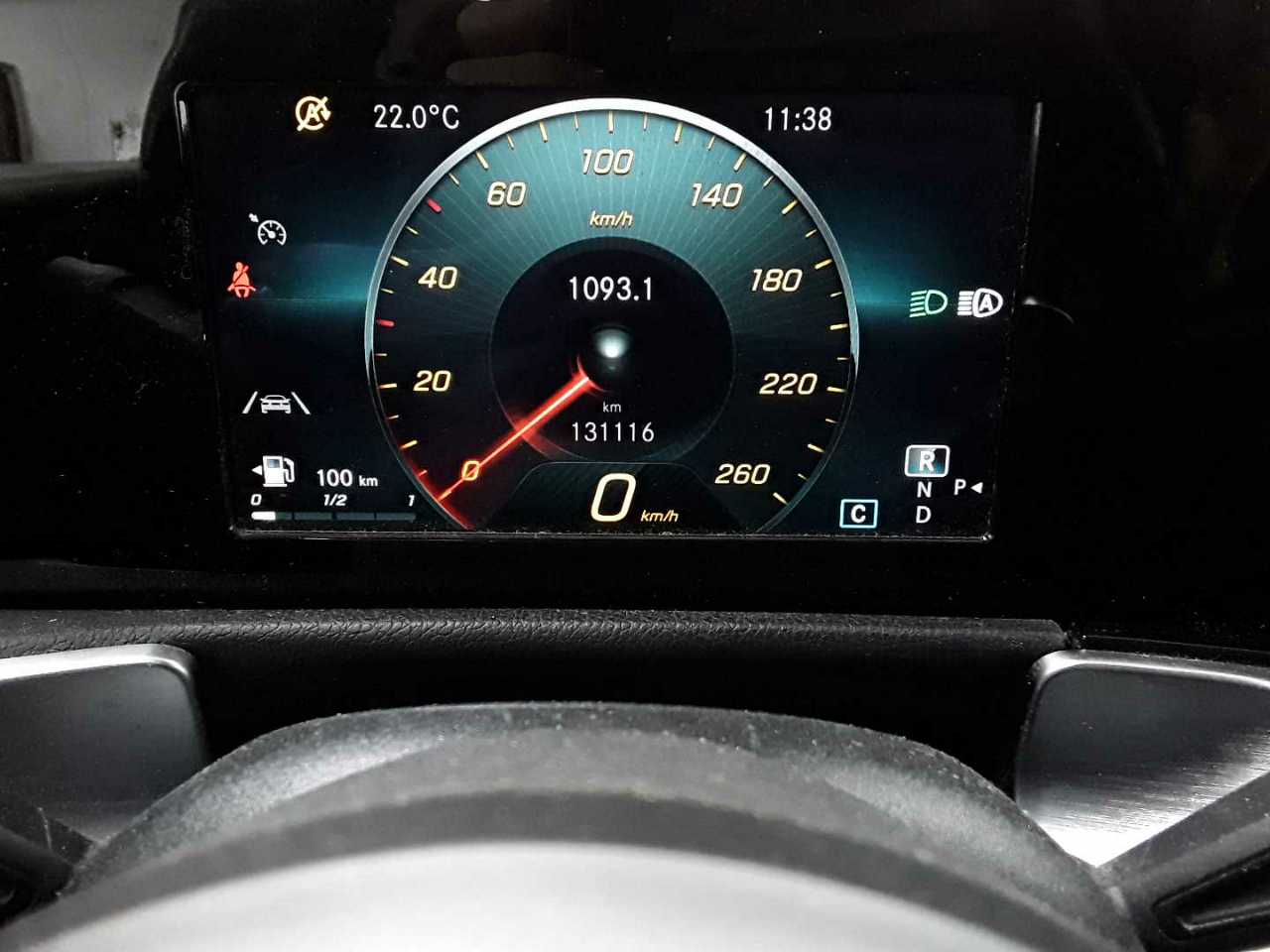 Mercedes-Benz GLB 220 d 8G-DCT AMG Line 11