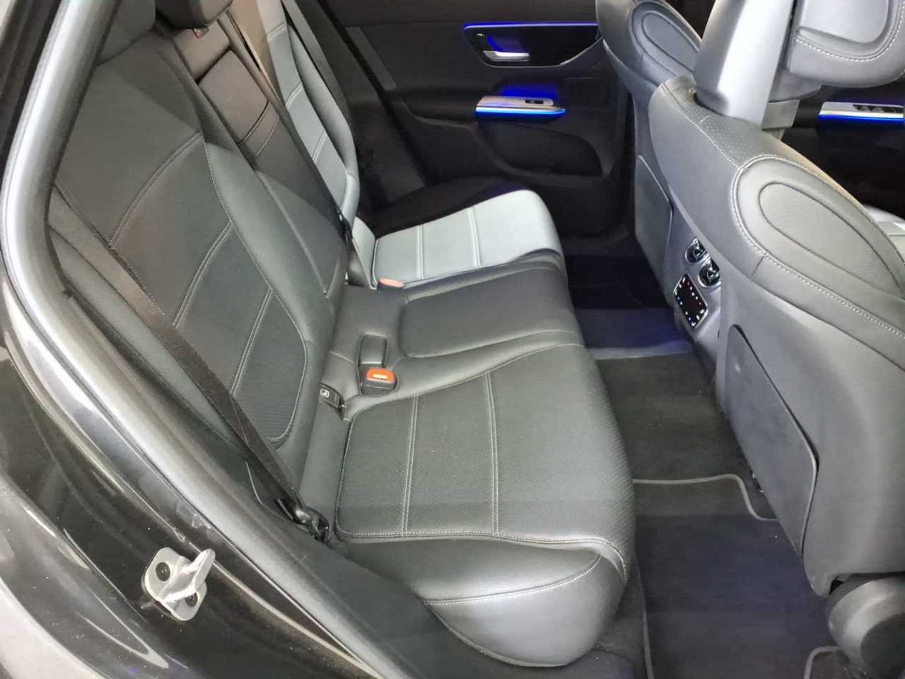 Mercedes-Benz GLC 400 e 4Matic 9G-TRONIC AMG Line Advanced 14